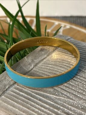 J Crew Gold Tone Bangle Bracelet with Turquoise Enamel